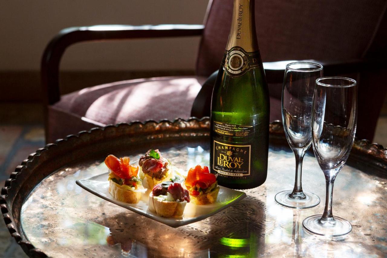 The American Colony Hotel - Small Luxury Hotels Of The World Yerusalem Bagian luar foto Champagne