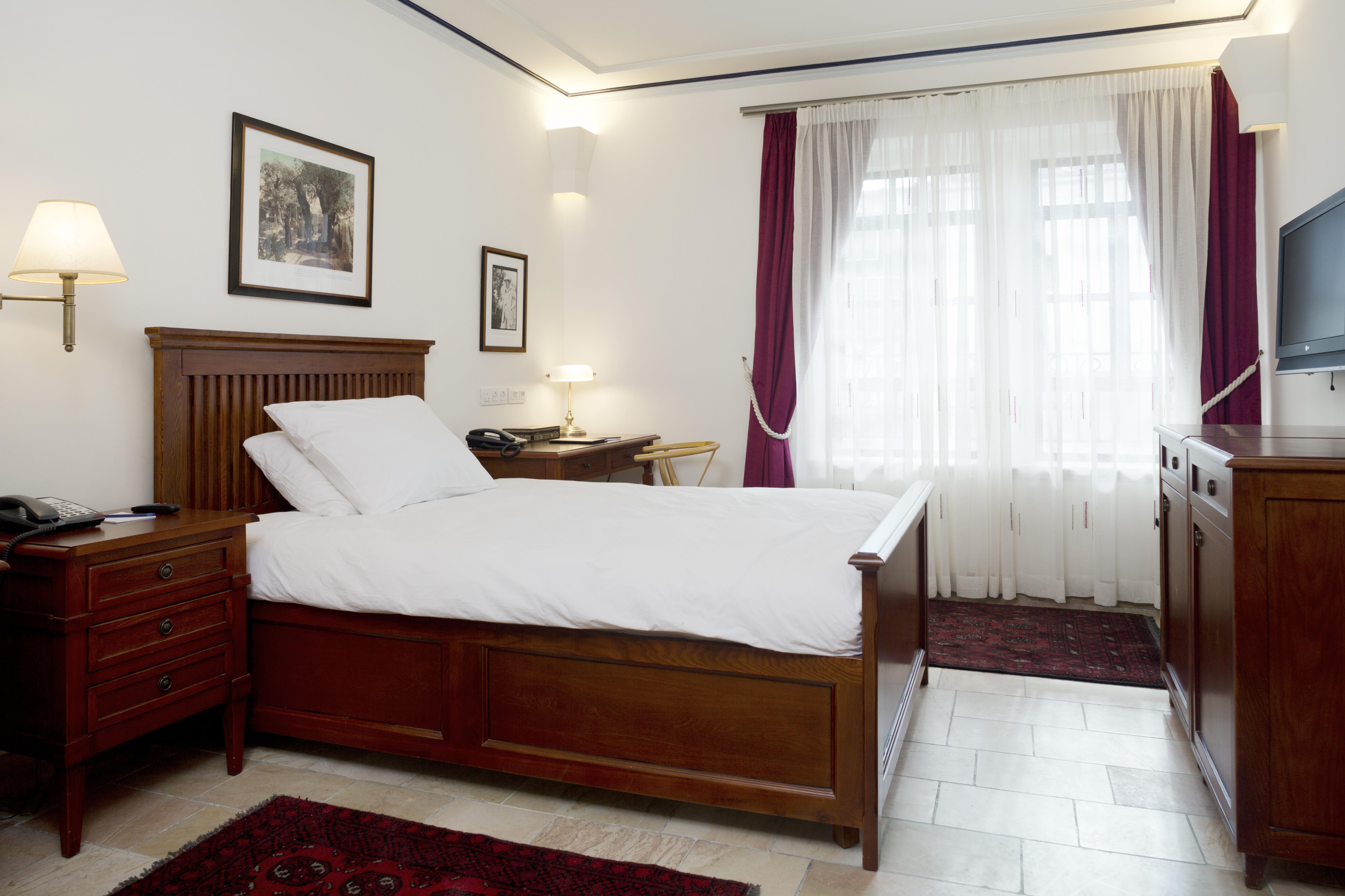 The American Colony Hotel - Small Luxury Hotels Of The World Yerusalem Ruang foto A bedroom at the hotel